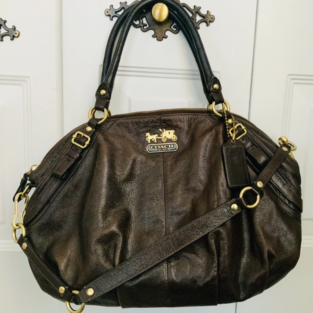 Rich brown leather tote-Coach